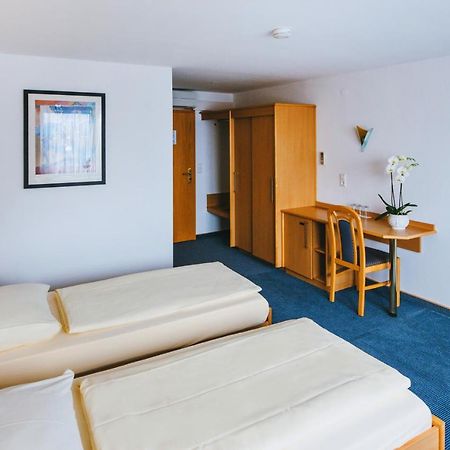 Hotel Central ヴァイル・アム・ライン エクステリア 写真