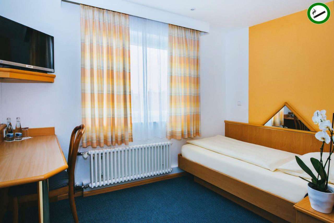 Hotel Central ヴァイル・アム・ライン エクステリア 写真